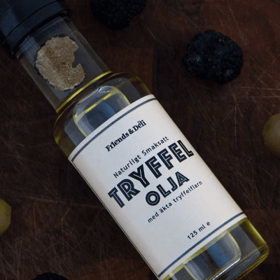Zoom bild av Friends & Deli Naturlig Tryffelolja med Äkta Tryffelflarn 125ml