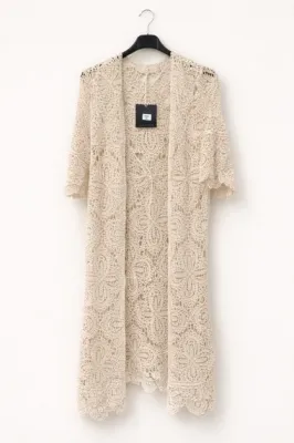Zoom bild av Lång Virkad Kofta Beige One Size