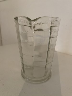 Zoom bild av Riihimäen Lasi Gammal Måttkanna