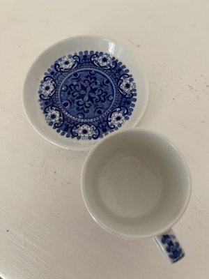 Zoom bild av Arabia Ali Kaffekopp med Fat 