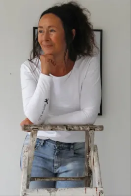 Zoom bild av Långärmad T-shirt "FLY ME ANYWHERE"