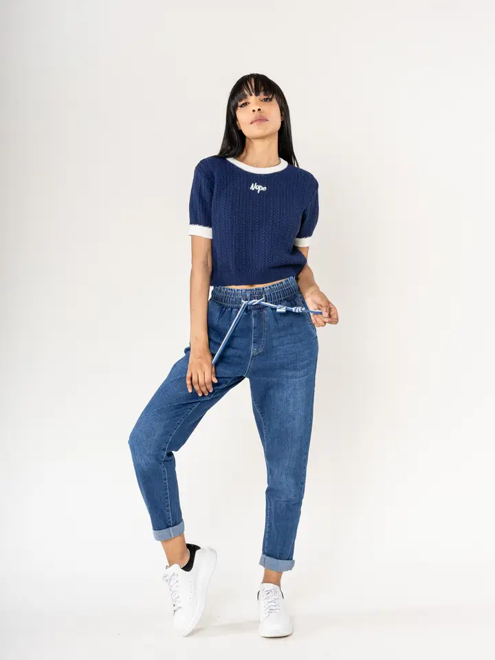 https://www.vittochvackert.com/nyheter/joggingjeans-bla/